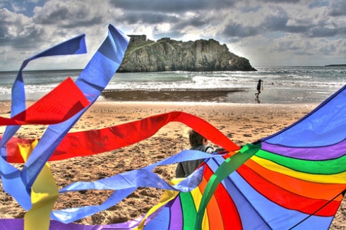 "Kite & St. Catherine's Island" by pcgn7 @ flickr